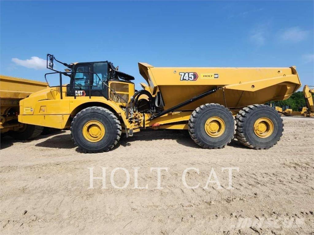 CAT 745 Зчленовані самоскиди