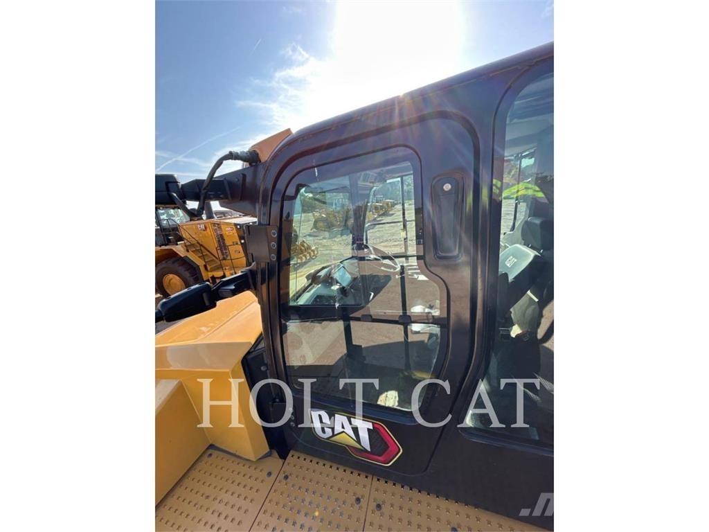 CAT 745 Зчленовані самоскиди