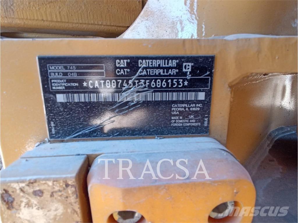 CAT 745 Зчленовані самоскиди