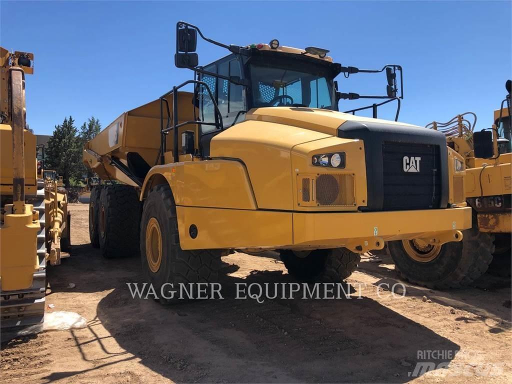 CAT 745 Зчленовані самоскиди