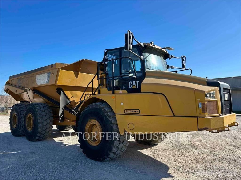 CAT 745 Зчленовані самоскиди