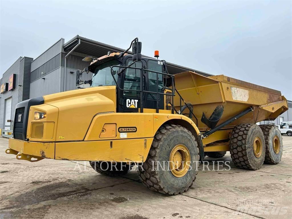 CAT 745 Зчленовані самоскиди