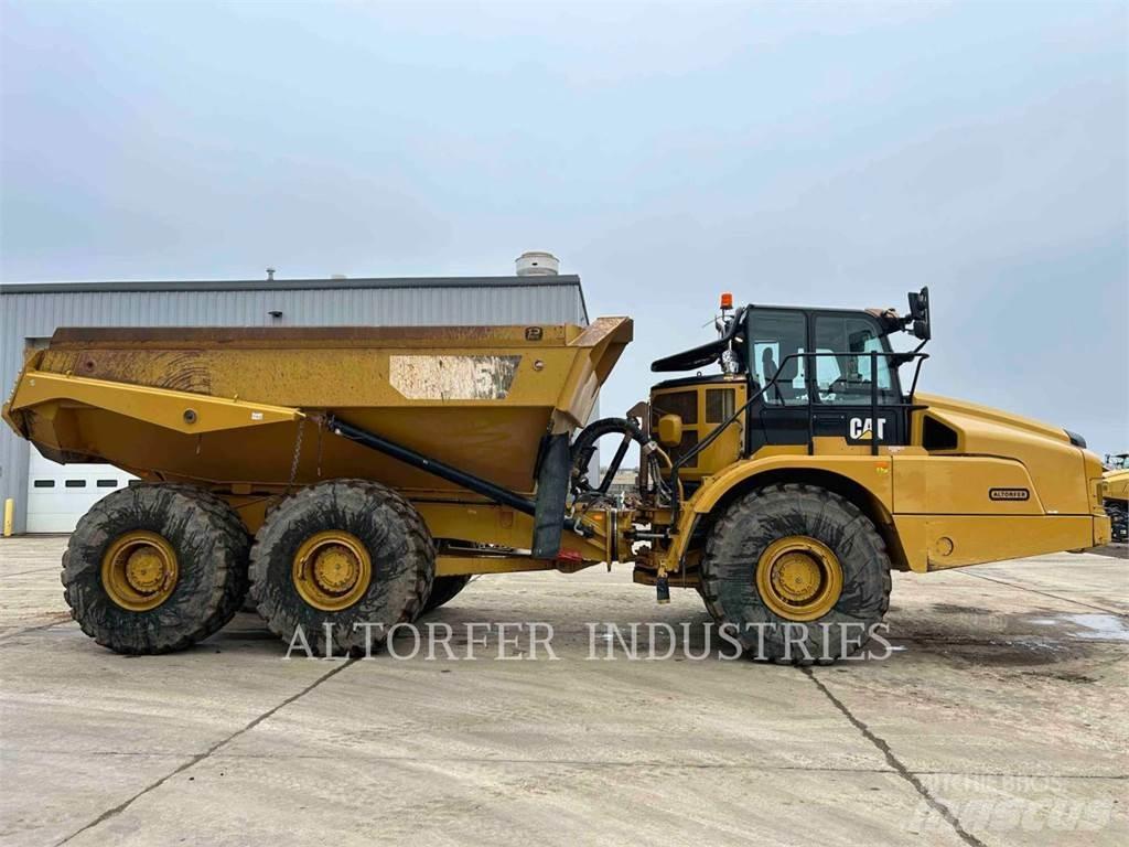 CAT 745 Зчленовані самоскиди