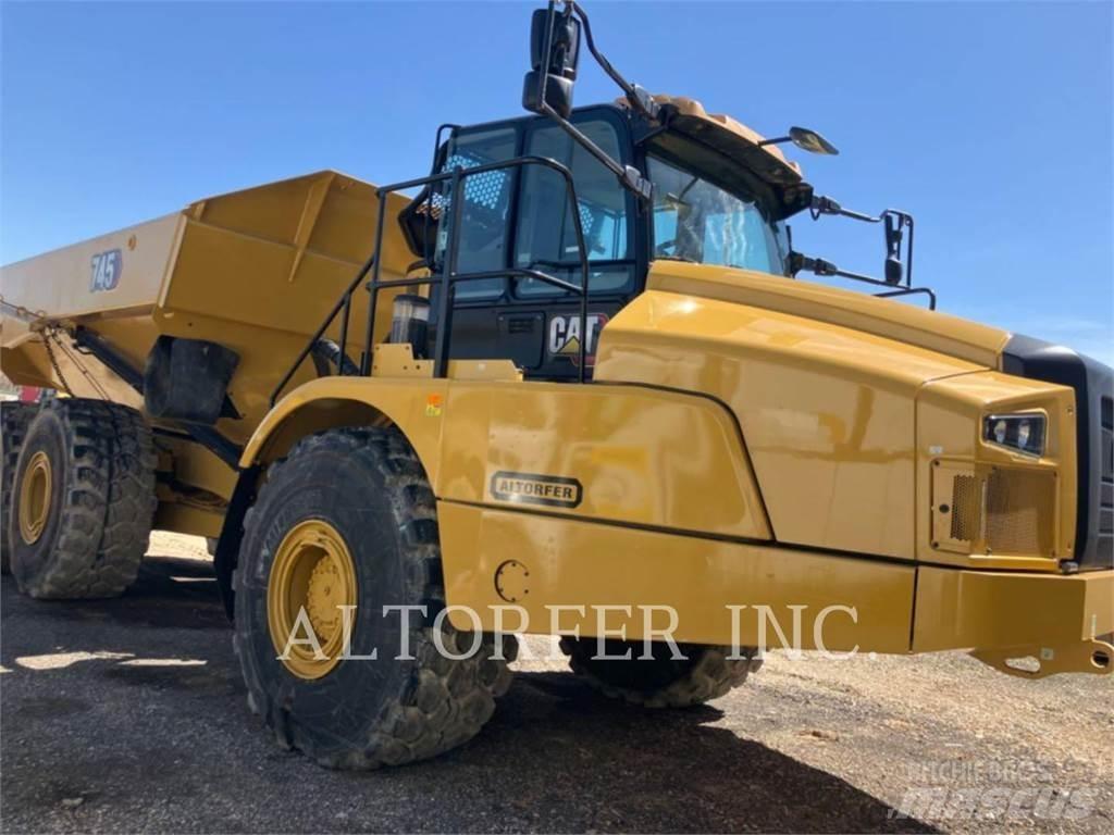 CAT 745-04 Зчленовані самоскиди