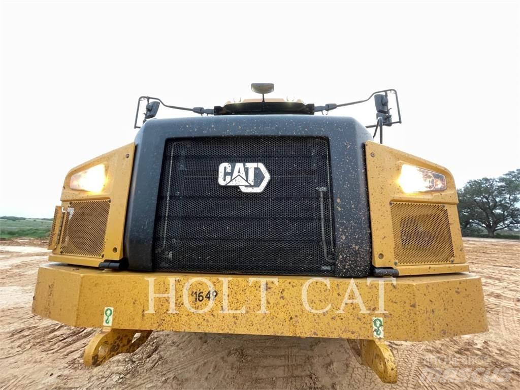 CAT 745-04 Зчленовані самоскиди