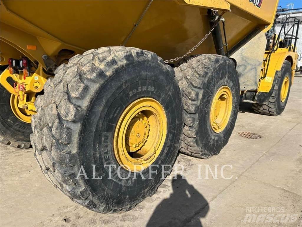 CAT 745-04 Зчленовані самоскиди