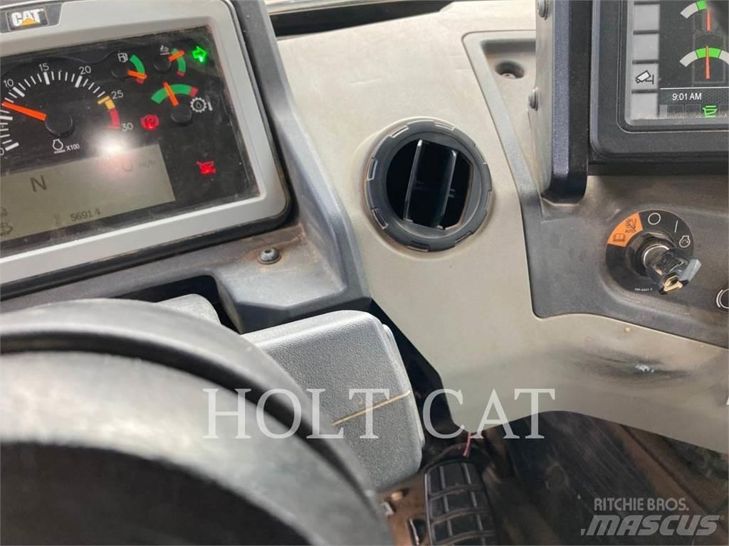 CAT 745-04 Зчленовані самоскиди