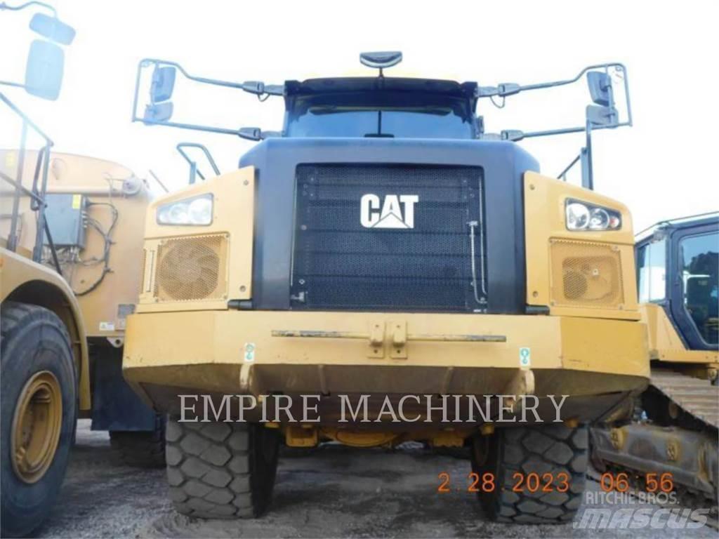 CAT 745-04 Зчленовані самоскиди