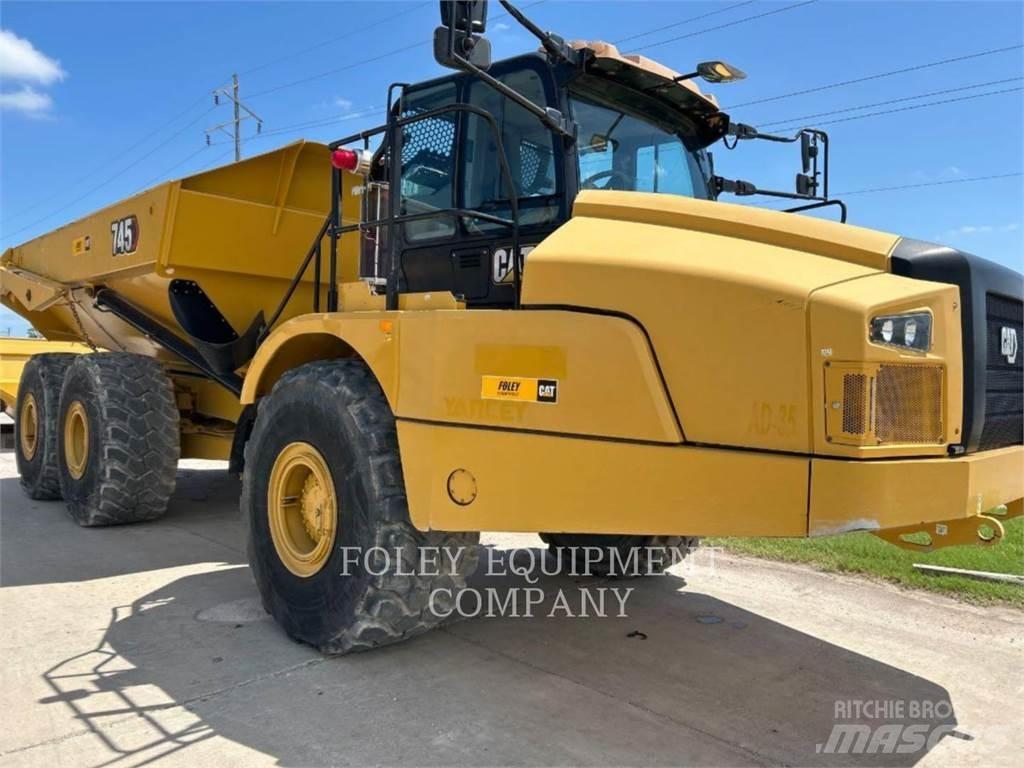 CAT 745-04 Зчленовані самоскиди
