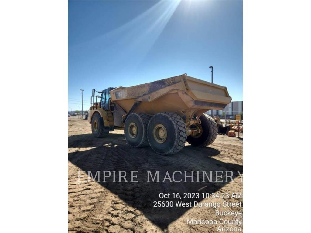 CAT 745-04 Зчленовані самоскиди