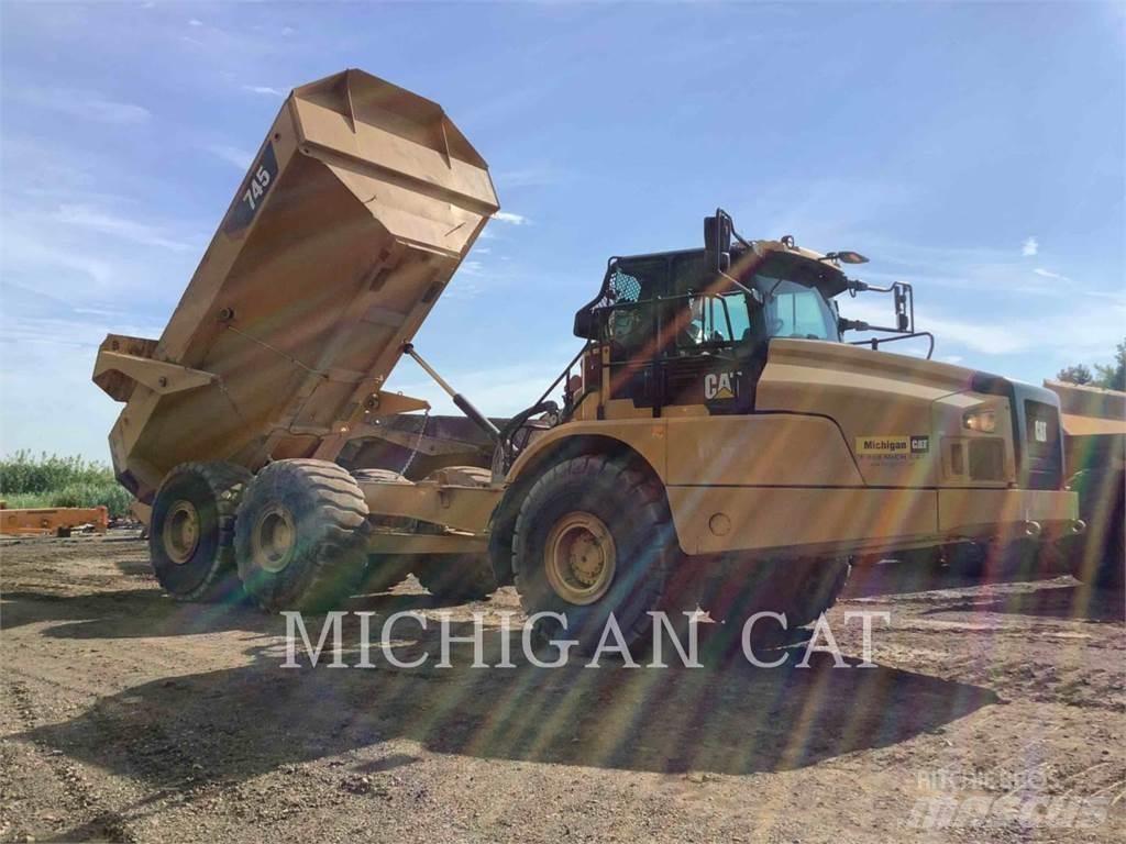 CAT 745 T Зчленовані самоскиди