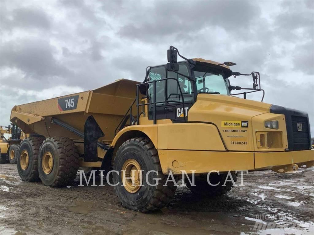 CAT 745 T Зчленовані самоскиди