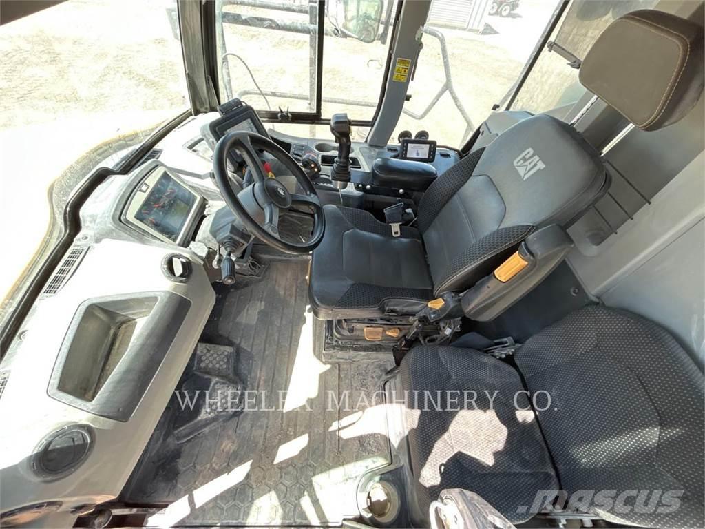 CAT 745 TG Зчленовані самоскиди