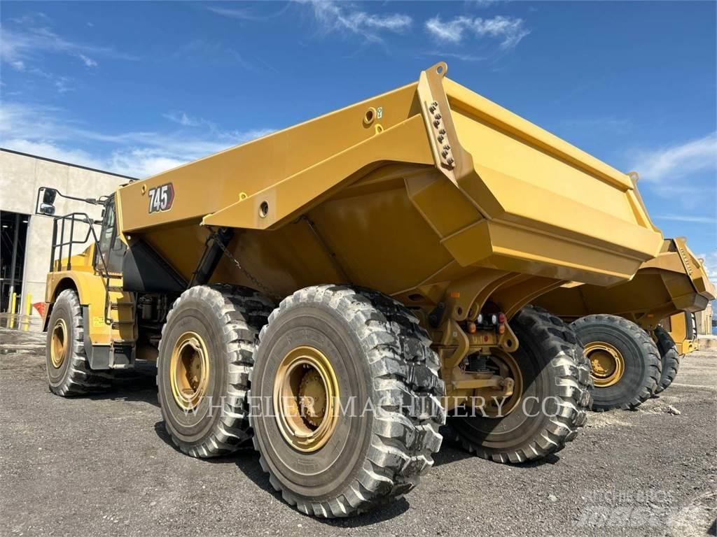 CAT 745 TG Зчленовані самоскиди