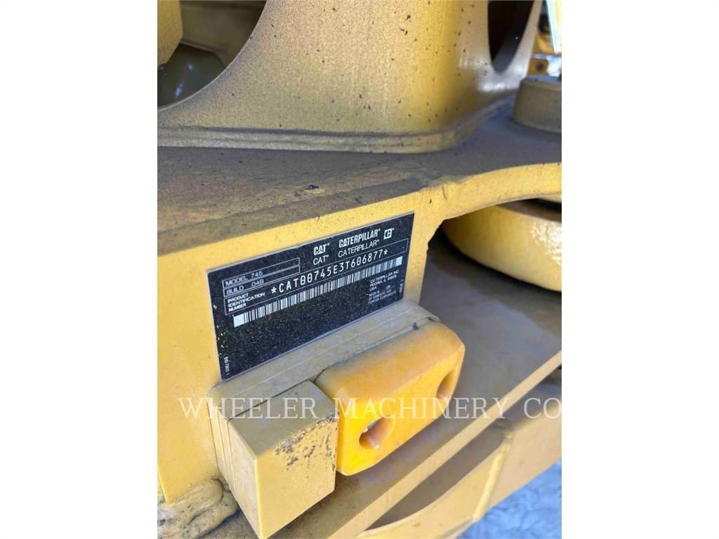 CAT 745 TG Зчленовані самоскиди