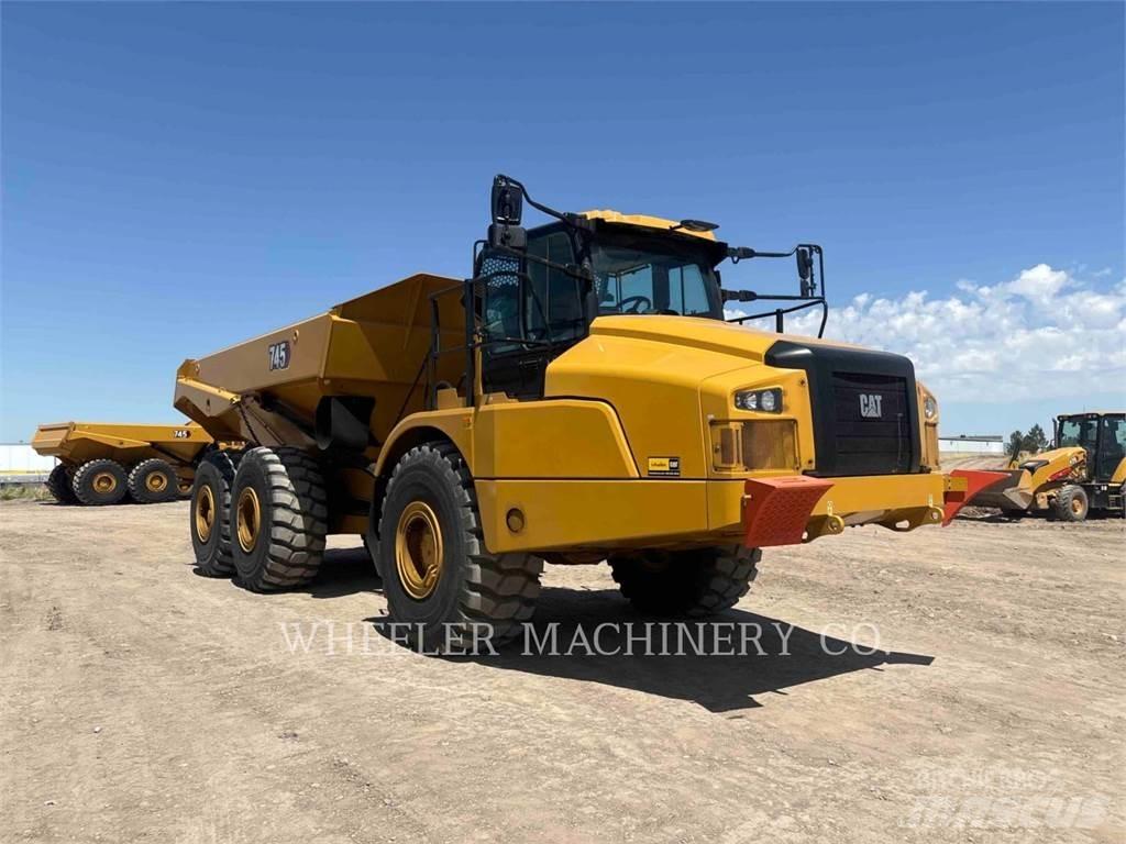 CAT 745 TG Зчленовані самоскиди