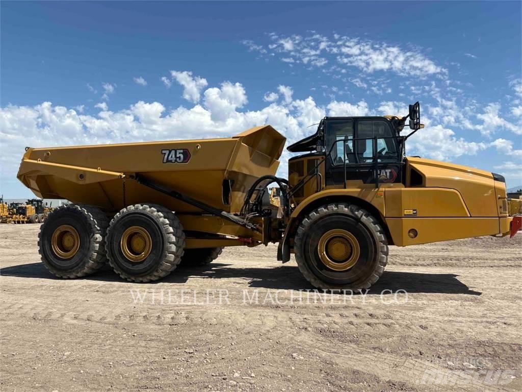 CAT 745 TG Зчленовані самоскиди