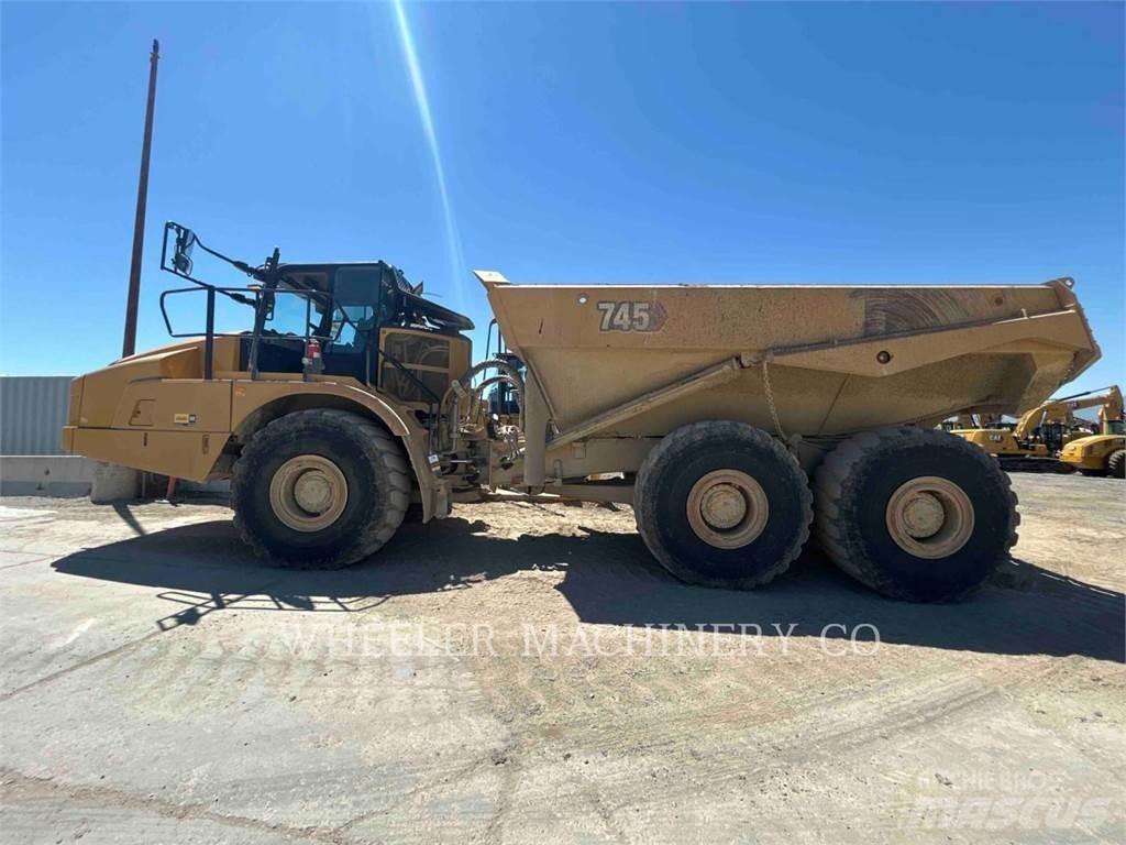 CAT 745 TG Зчленовані самоскиди