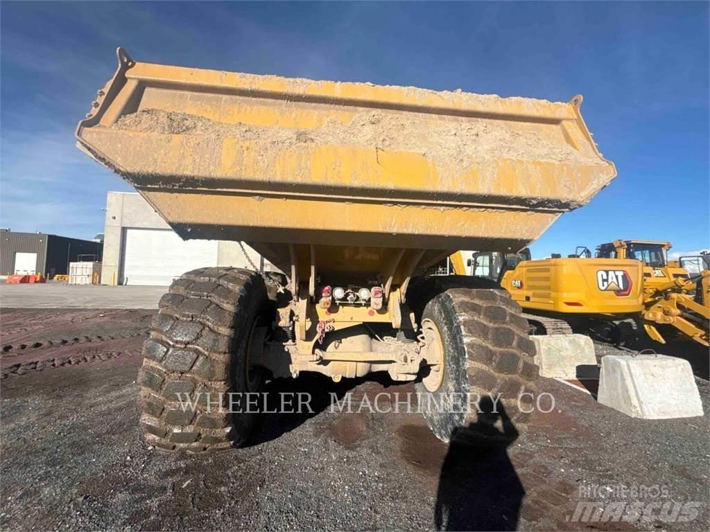 CAT 745 TG Зчленовані самоскиди