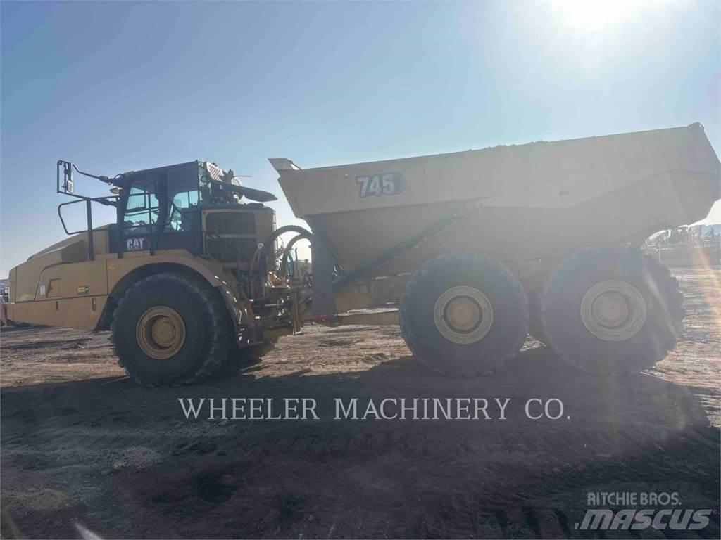 CAT 745 TG Зчленовані самоскиди