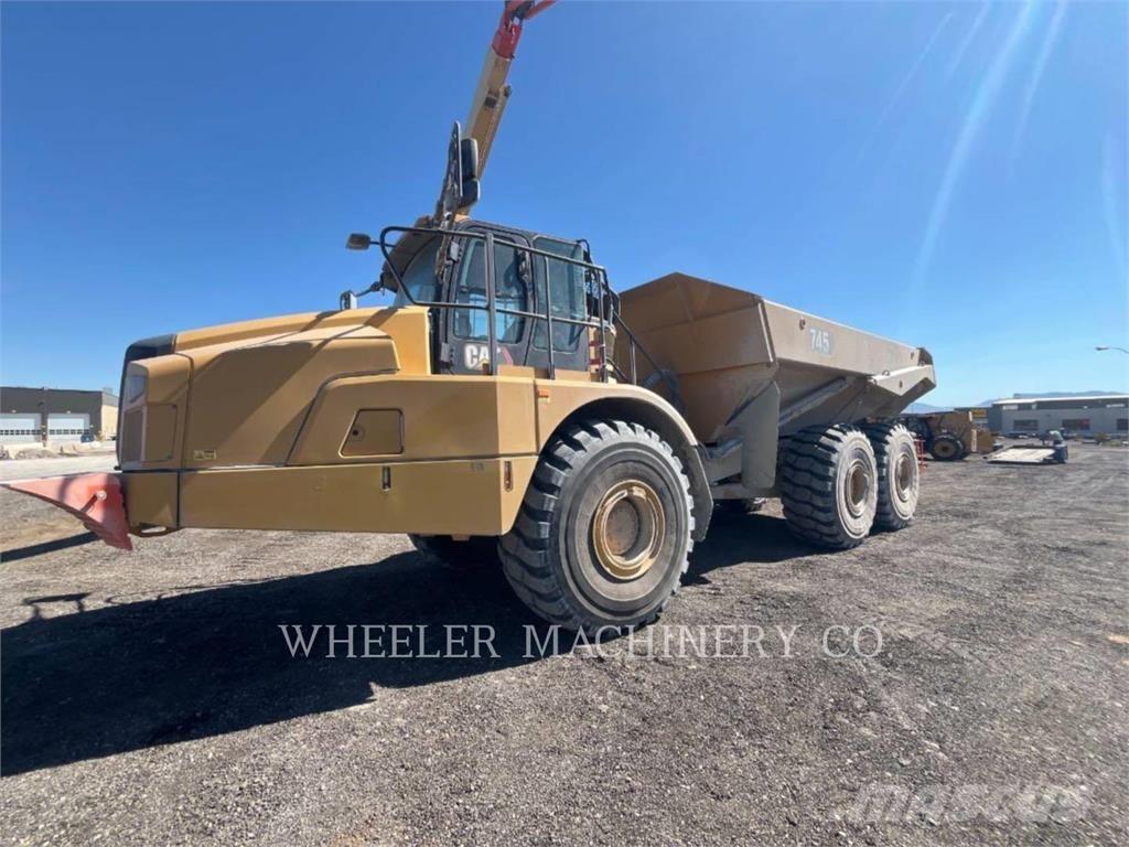 CAT 745 TG Зчленовані самоскиди