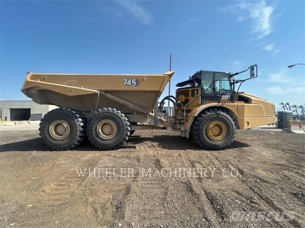 CAT 745 TG Зчленовані самоскиди