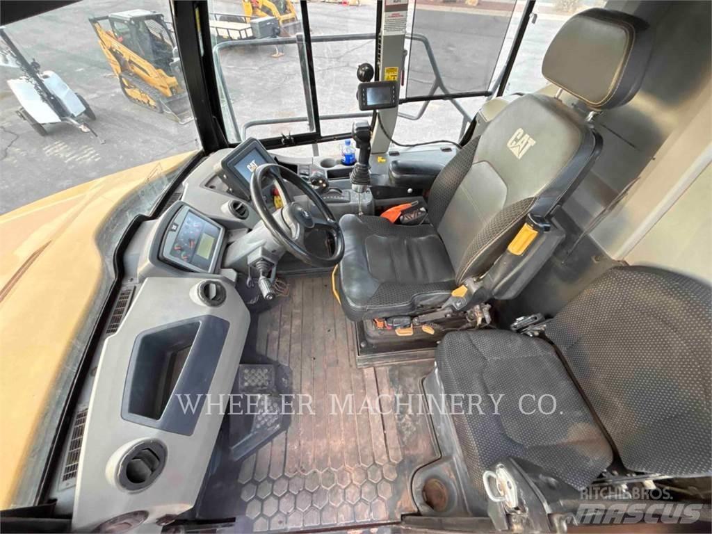 CAT 745 W/PAN Зчленовані самоскиди