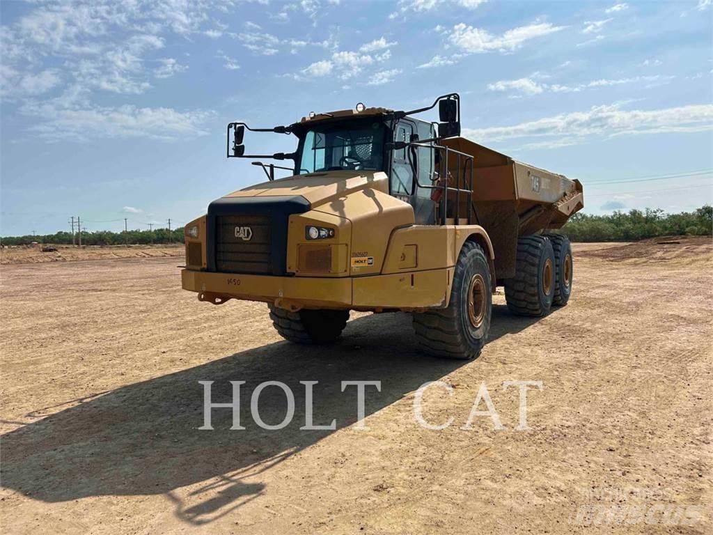 CAT 74504 Зчленовані самоскиди