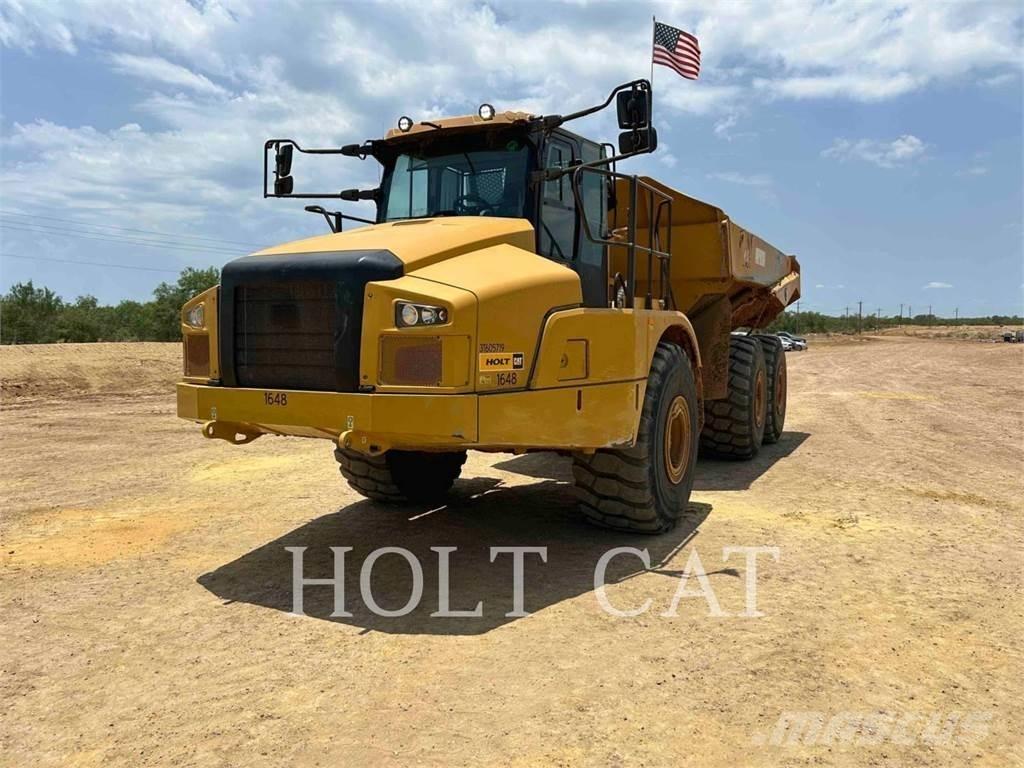 CAT 74504 Зчленовані самоскиди