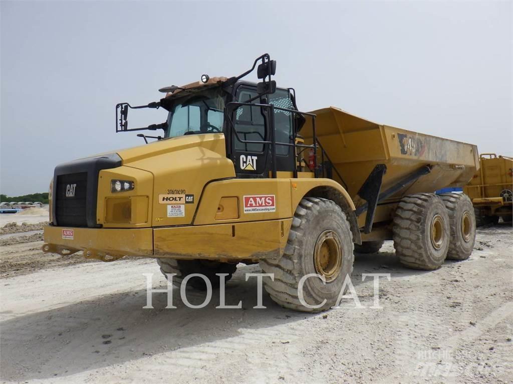 CAT 74504 Зчленовані самоскиди