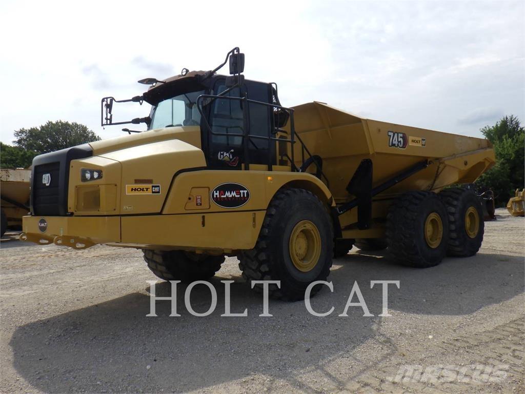 CAT 74504 Зчленовані самоскиди
