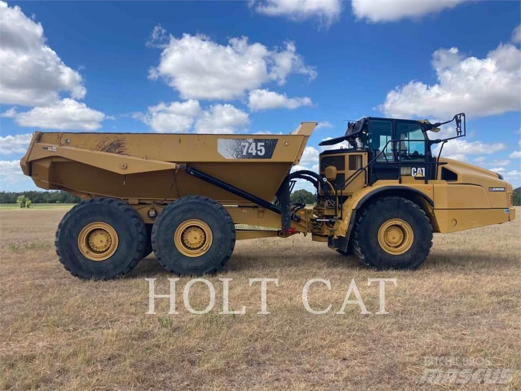 CAT 74504 Зчленовані самоскиди