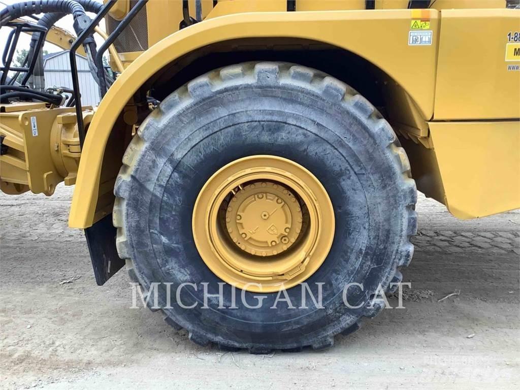 CAT 745C Зчленовані самоскиди