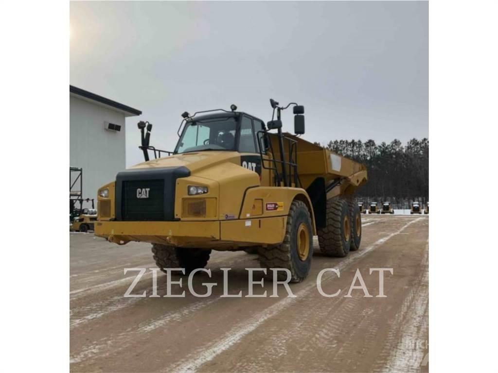 CAT 745C Зчленовані самоскиди
