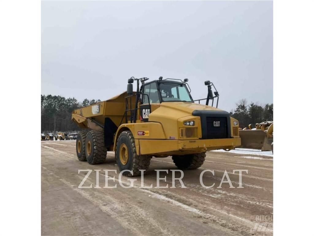 CAT 745C Зчленовані самоскиди