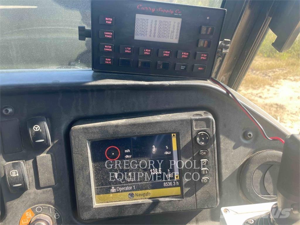 CAT 745C Зчленовані самоскиди