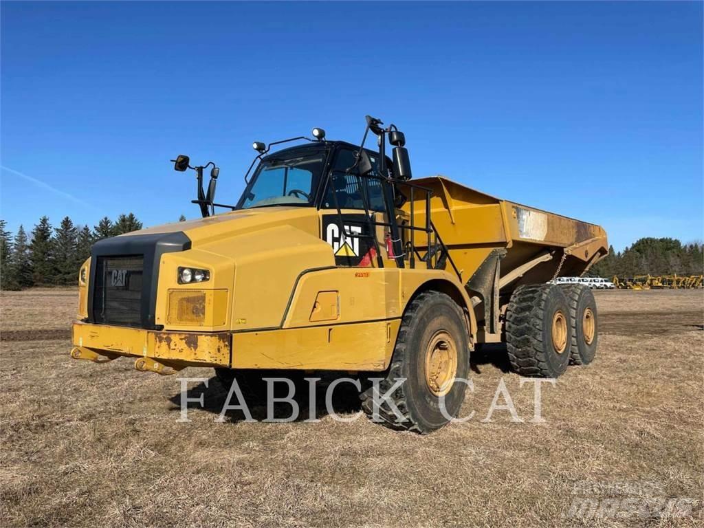 CAT 745C Зчленовані самоскиди
