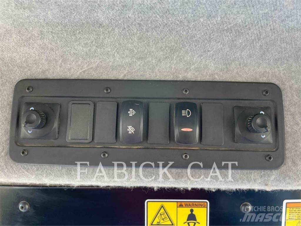 CAT 745C Зчленовані самоскиди