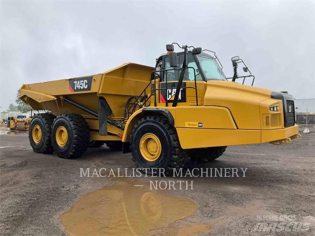 CAT 745C T Зчленовані самоскиди