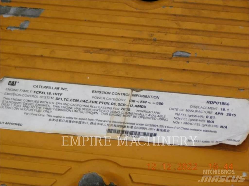 CAT 745C WT Поливальні машини