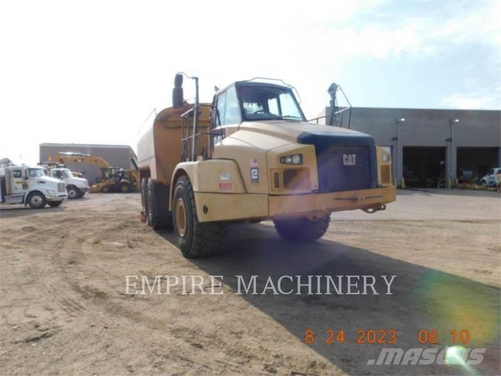CAT 745C WT Поливальні машини