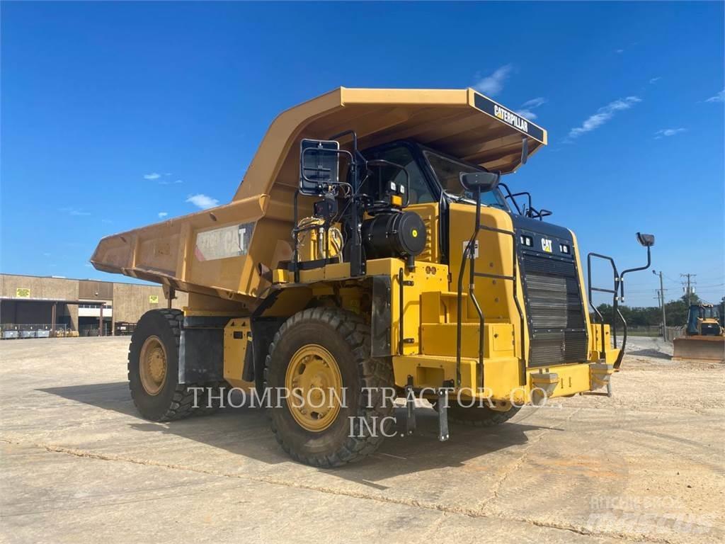 CAT 770 G Зчленовані самоскиди