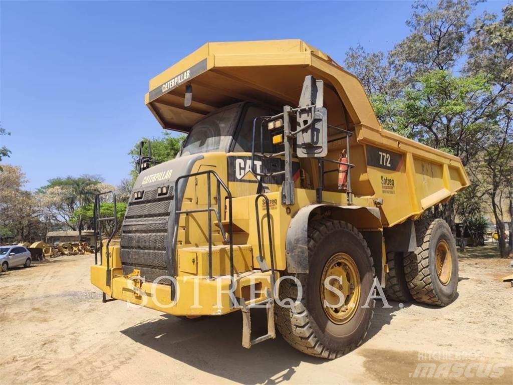 CAT 772 Зчленовані самоскиди