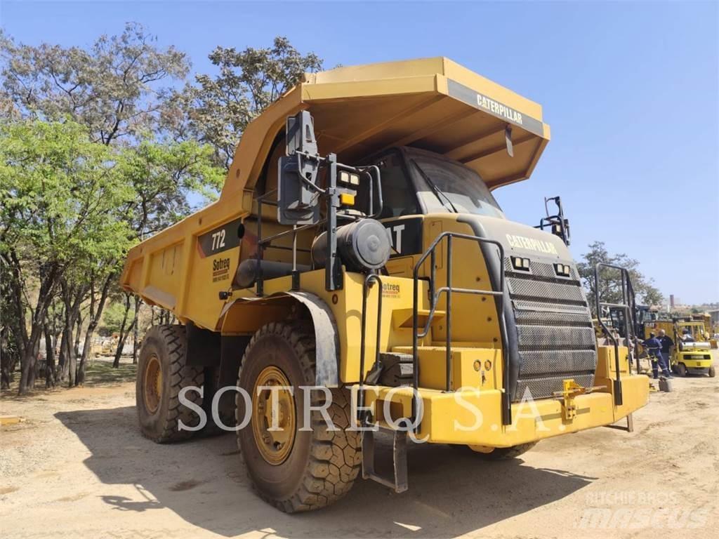 CAT 772 Зчленовані самоскиди