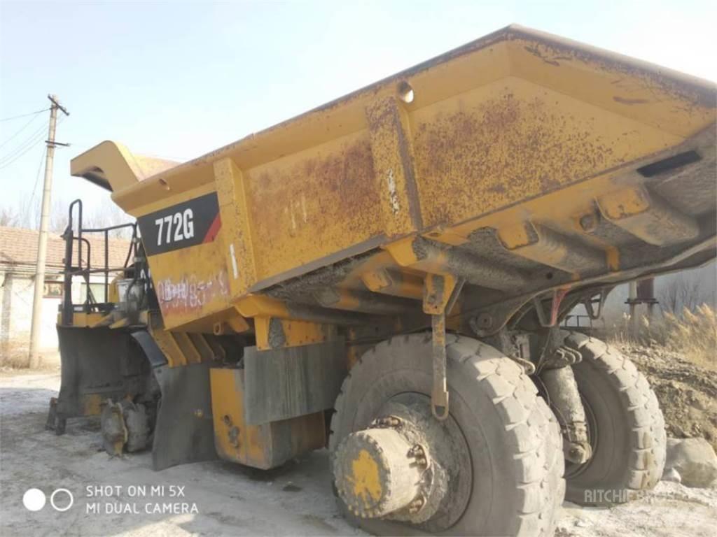 CAT 772GLRC Зчленовані самоскиди