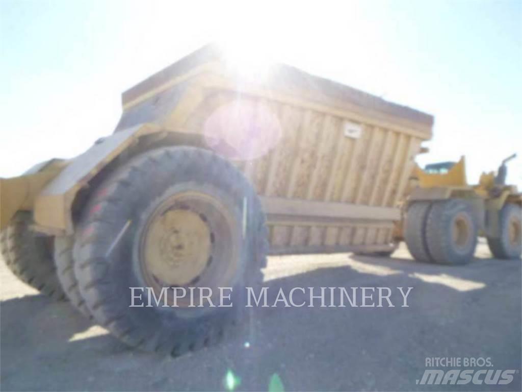 CAT 773D Зчленовані самоскиди