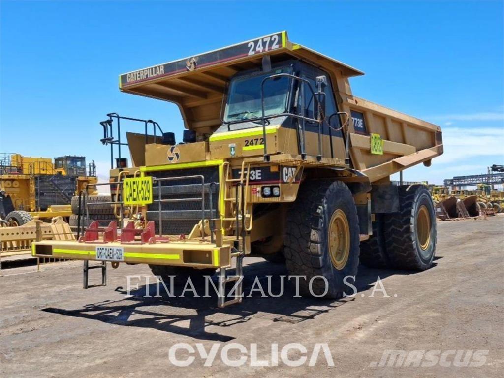 CAT 773E Зчленовані самоскиди