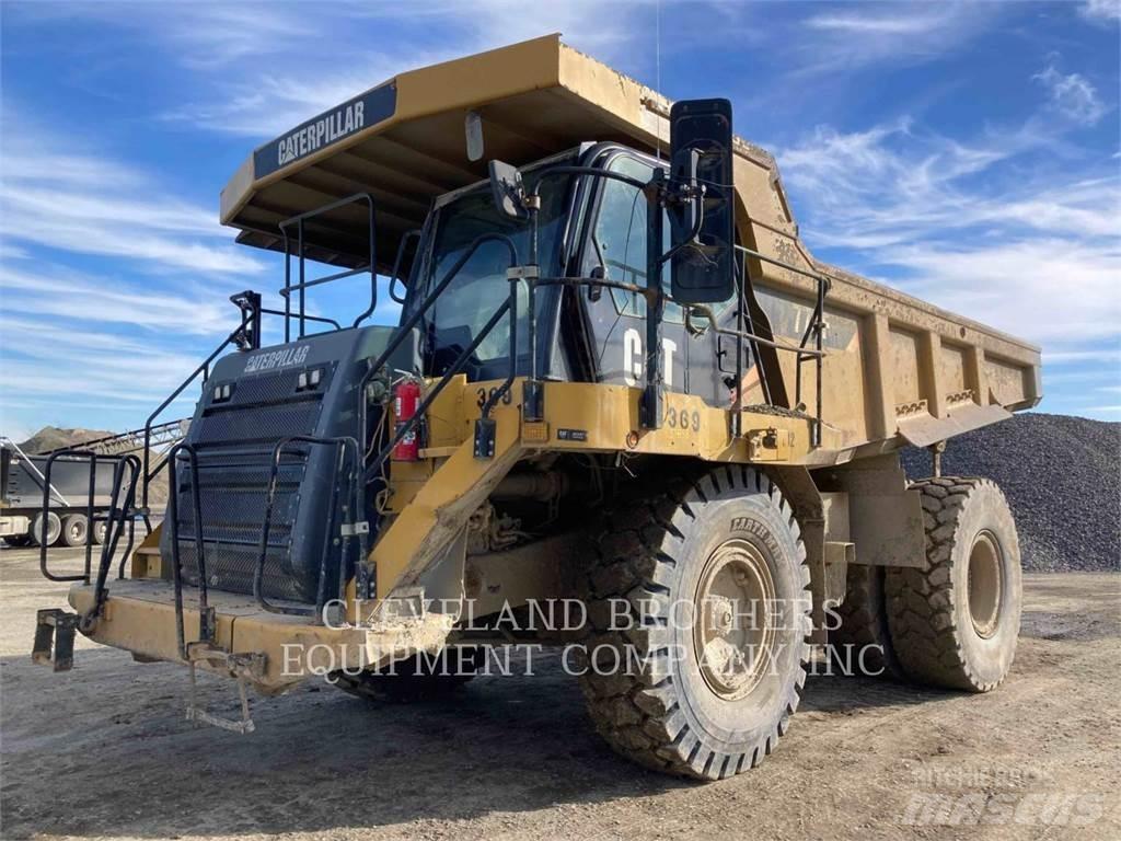 CAT 773F Зчленовані самоскиди