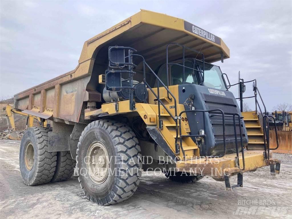 CAT 773F Зчленовані самоскиди