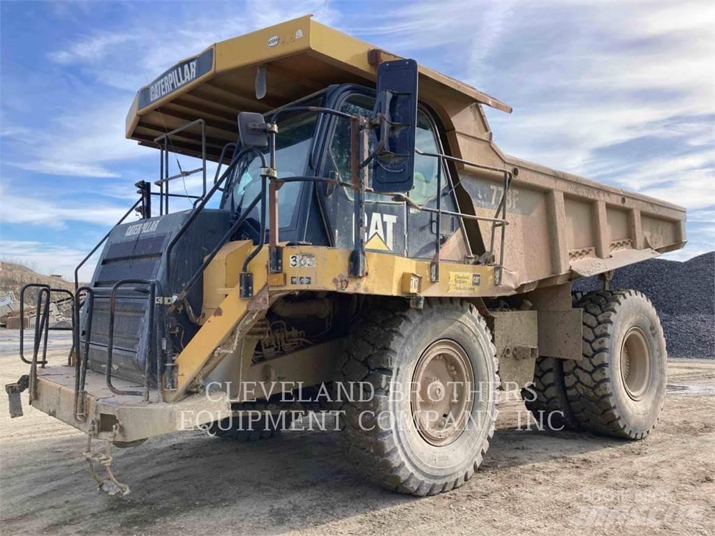CAT 773F Зчленовані самоскиди